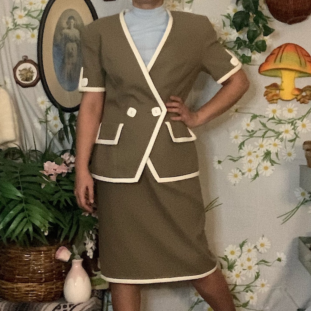 Vintage 80s Oscar de la Renta brown white color block quilted skirt suit set - Picture 1 of 12